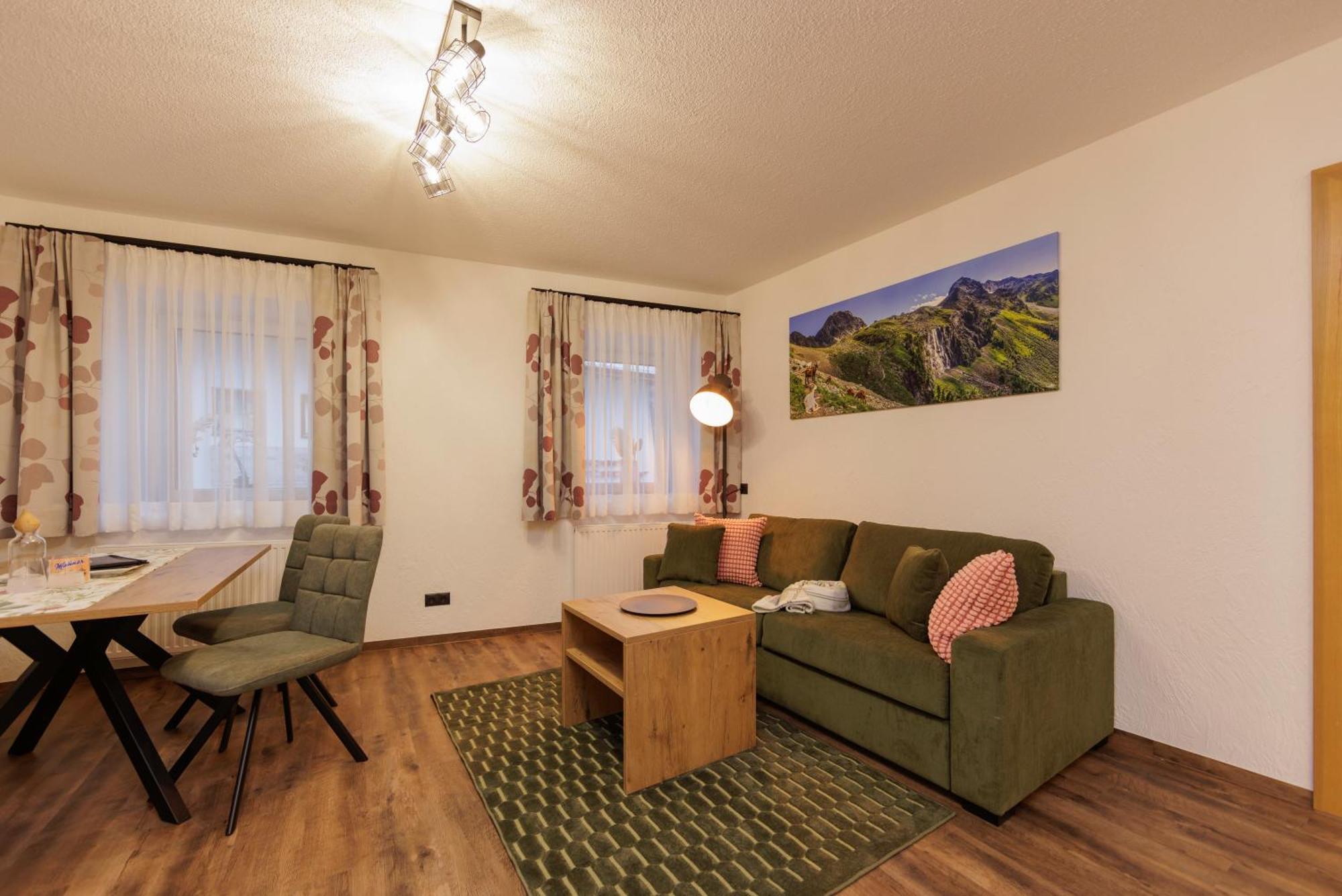 Apartmenthaus Goldeck Ried im Oberinntal Extérieur photo