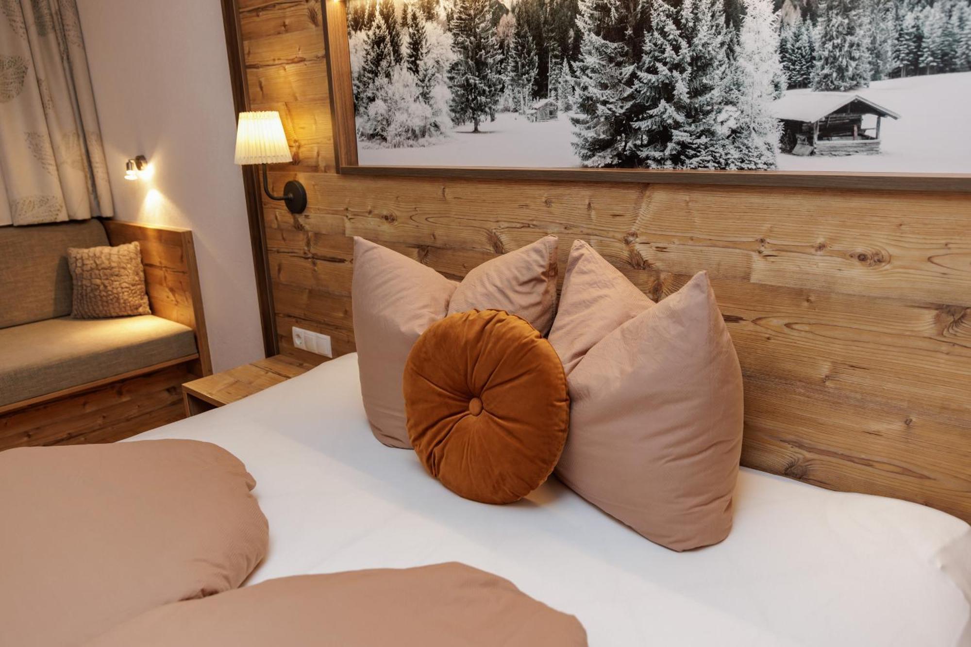 Apartmenthaus Goldeck Ried im Oberinntal Extérieur photo