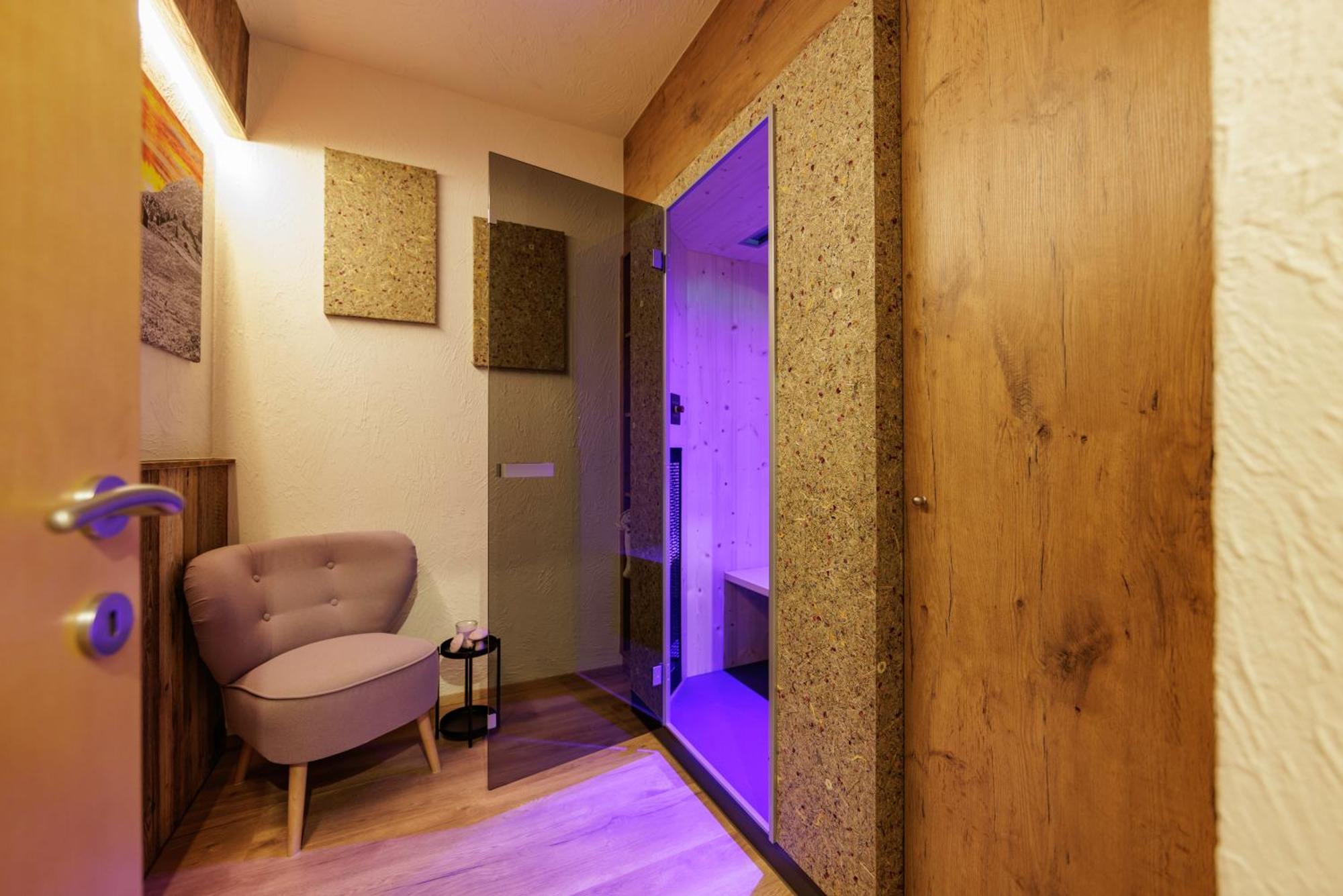 Apartmenthaus Goldeck Ried im Oberinntal Extérieur photo