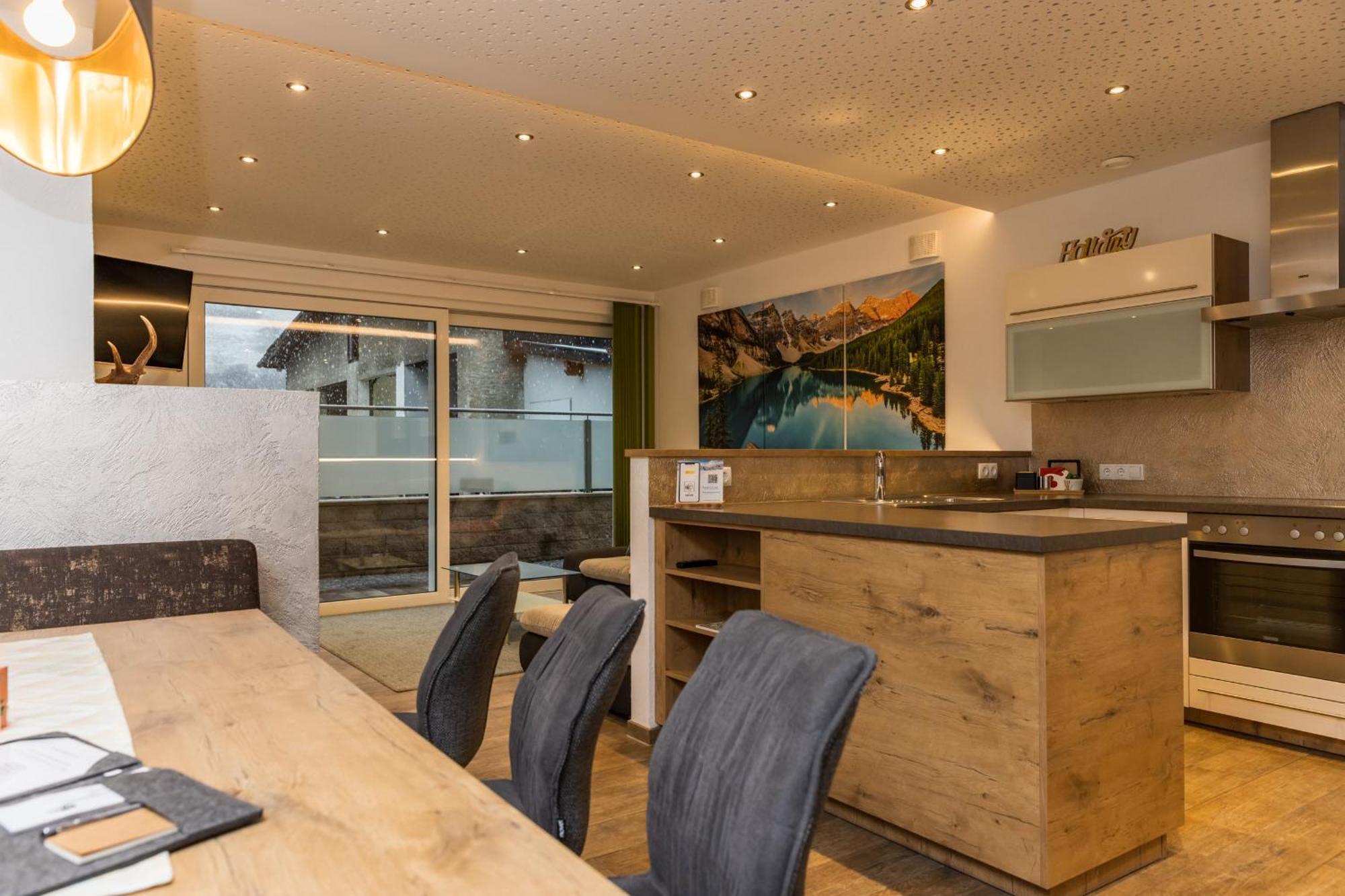Apartmenthaus Goldeck Ried im Oberinntal Extérieur photo