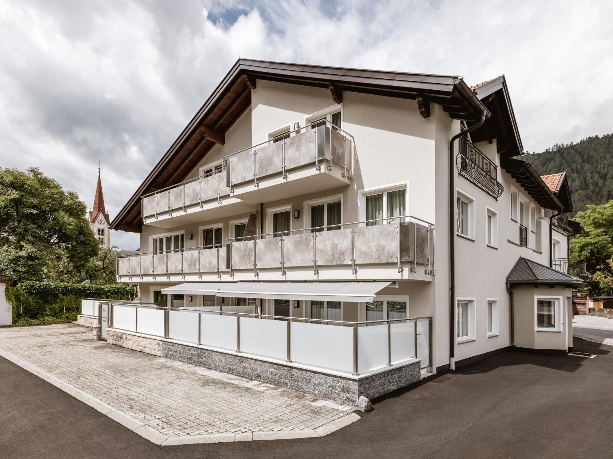Apartmenthaus Goldeck Ried im Oberinntal Extérieur photo